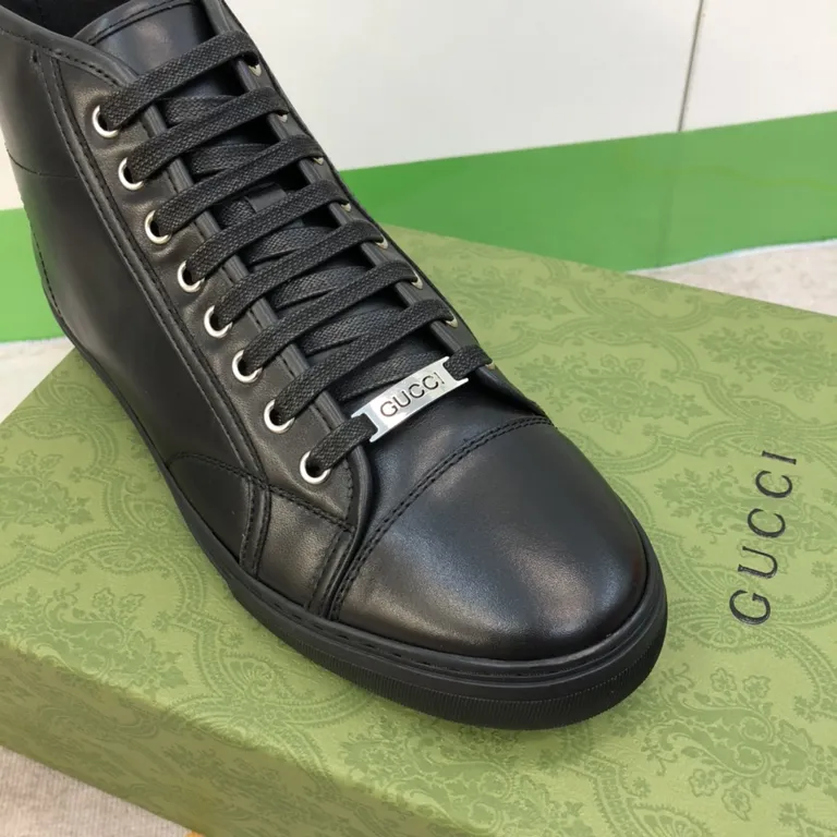 Gucci Shoe 